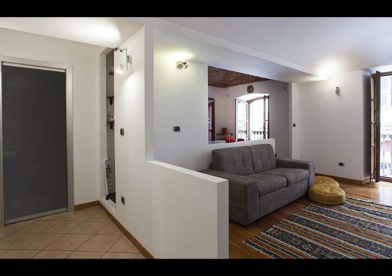 Monikapsa Appartement Turijn Buitenkant foto